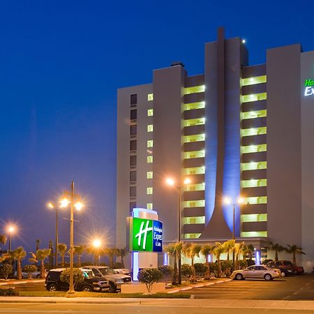 Holiday Inn Express & Suites Oceanfront Daytona Beach Shores By Ihg Exterior foto